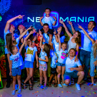 Neomania, неоновый развлекательный центр для всей семьи в ТРЦ Sun Mall, Харьков