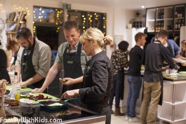 The Avenue, cooking school for kids and adults in London, UK