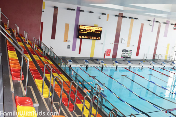 Becontree Heath Leisure Centre, семейный спортивный центр, бассейн в Дагенхаме, Лондон, Великобритания