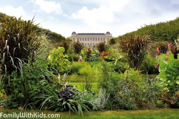 Jardin des plantes, the Garden of Plants in Paris, France