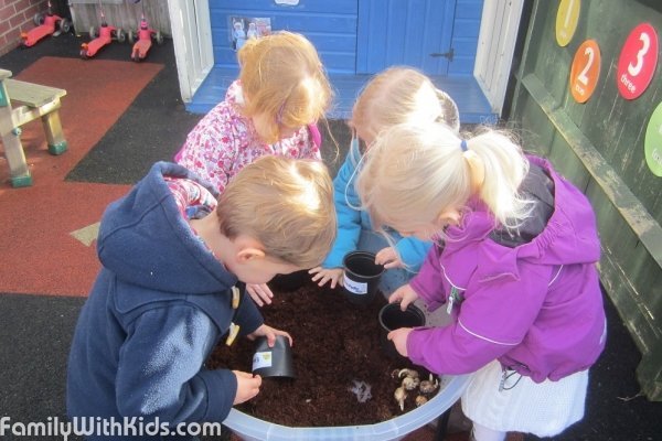 Wimbledon Park Montessori School, Монтессори-сад неполного дня для детей 2-4 лет, Саутфилдс, Лондон, Великобритания