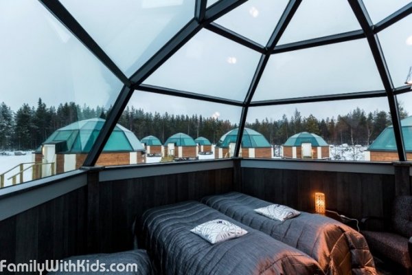 The Arctic SnowHotel, снежная гостиница, ледяной ресторан и арктические стеклянные иглу в Рованиеми, Финляндия