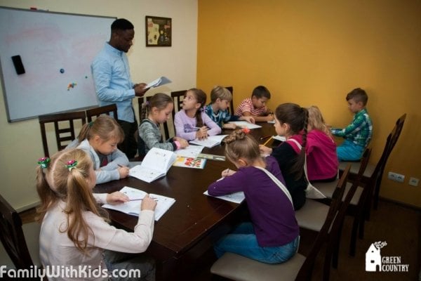 Green Country, школа английского языка для детей и подростков, каникулярные программы в Киеве