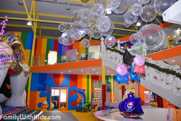 "Волшебный мир", детский игровой центр, лазер клуб, ресторан в жилом комплексе "Совиньон", Одесса