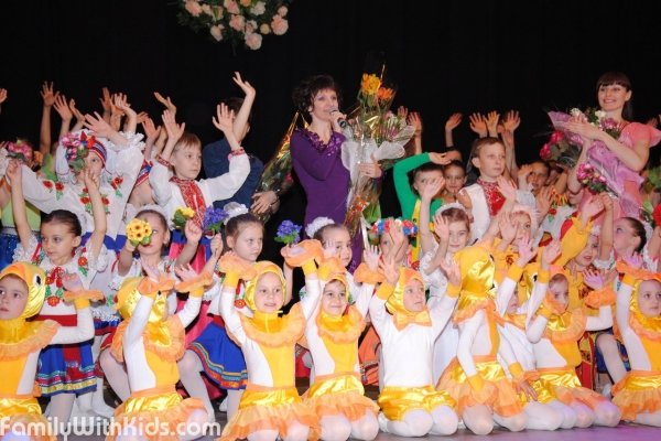 "Веснадия", образцовый хореографический ансамбль для детей от 4 до 16 лет, Киев