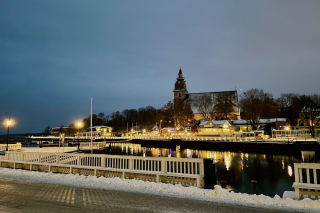 Naantali in off-season: a walk in old-town, through Moominworld, and along the sea