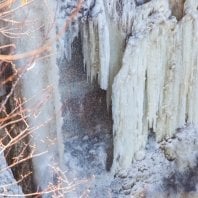 Водопад "Валасте" в ландшафтном заповеднике "Онтика" на Северо-востоке Эстонии, в уезде Ида-Вирумаа