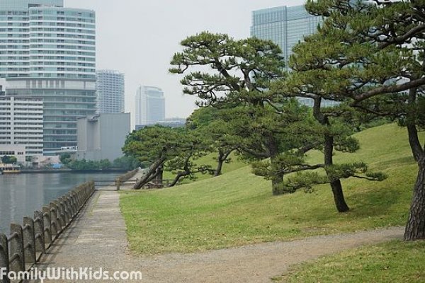 Сады Хамарикю в Токио, Япония