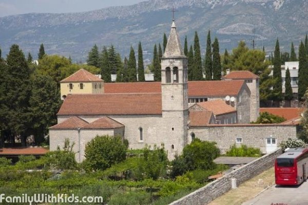 Церковь и монастырь cвятого Антония в Сплите, Хорватия