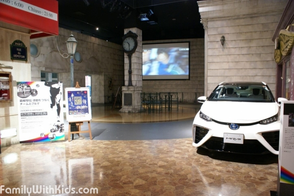 "Тойота", Toyota Mega Web Showroom, выставочный центр, Токио, Япония