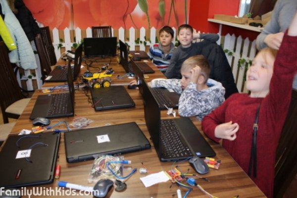 RoboCode на Ивана Франка детская школа программирования и робототехники, Киев