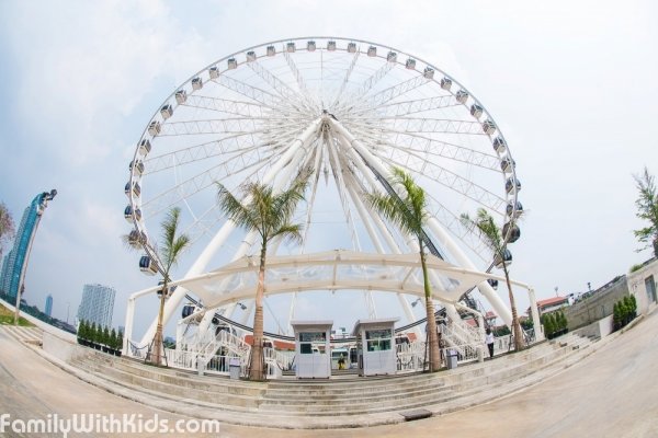 The Asiatique Ferris Wheel in Bangkok, Thailand