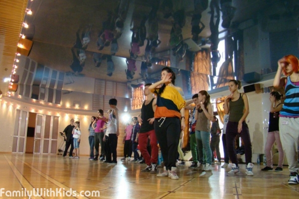 Cross Point, "Кросс пойнт", танцевальная студия с занятиями для детей в Суворовском районе, Одесса