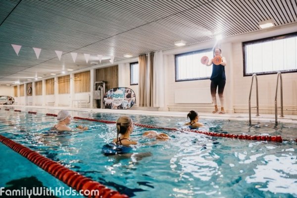 The FitPit Swimming School in Finnish and English for kids from 3 years and adults in Helsinki, Espoo and Turku, Finland