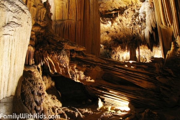 "Лурейские пещеры", карстовая пещерная система в Вирджинии, США