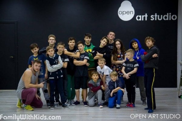 Open Art Studio, школа искусств для детей от 2 лет, танцы, вокал и акробатика для детей в Киеве