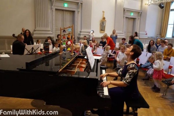 The Piccolo Children's Musical Lyceum, interactive concerts for children of 2-8 years in Finland
