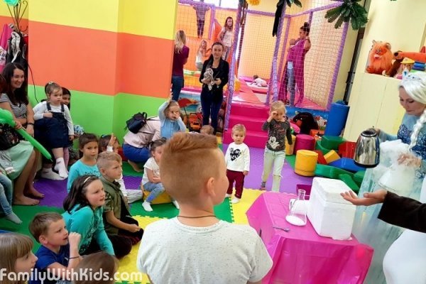 "Кенгуру" на Нивках, детский развлекательный комплекс, детский день рождения на Берестейской, Киев