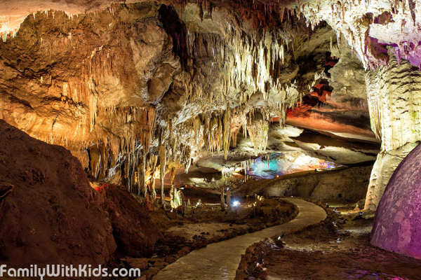 Пещера Прометея, Кумистави в Имеретии, Грузия
