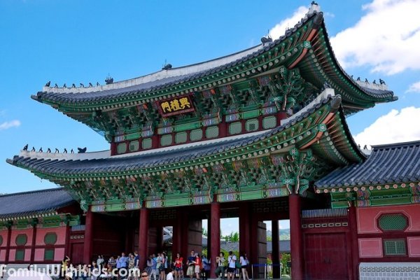 The Gyeongbokgung palace in Seoul, South Korea