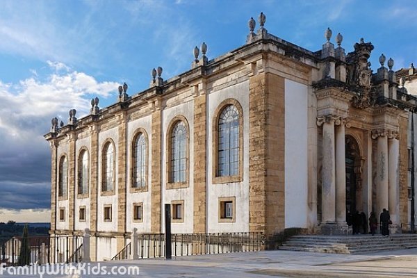 Библиотека Жуанина в Коимбре, Португалия