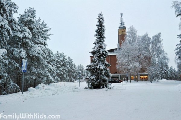 "Весилинна", Vesilinna, башня со смотровой площадкой на холме Харью в Ювяскюля, Финляндия