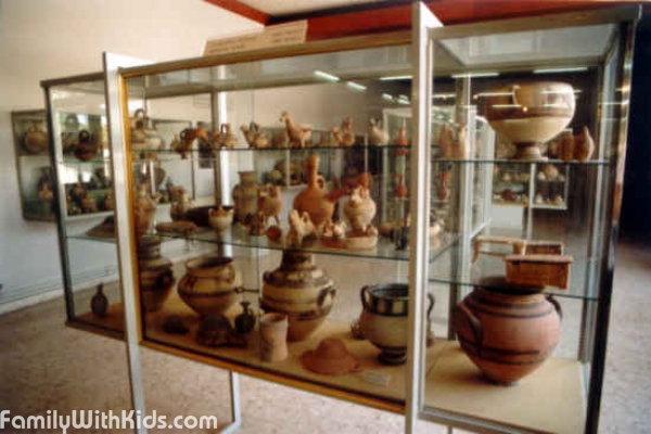Limassol archaeological museum, археологический музей в Лимассоле, Кипр, фото