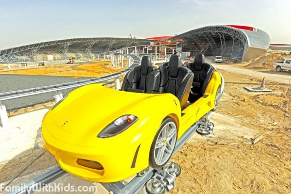 Ferrari World Abu Dhabi, тематический парк "Феррари Ворлд" в Абу Даби, ОАЭ