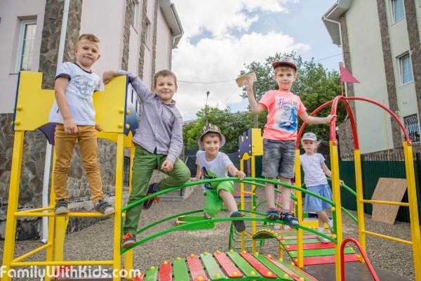 Teremok-Union, сеть частных детских садов для детей 2-7 лет в Голосеевском районе Киева