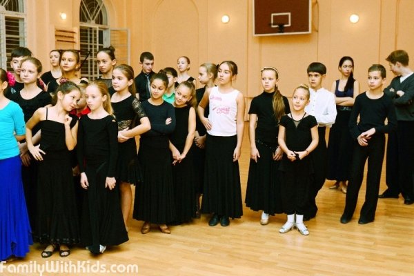 "Студия танца Виктора Палия", бачата, хип-хоп, диско и другие современные танцы для всей семьи в Малиновский районе, Одесса