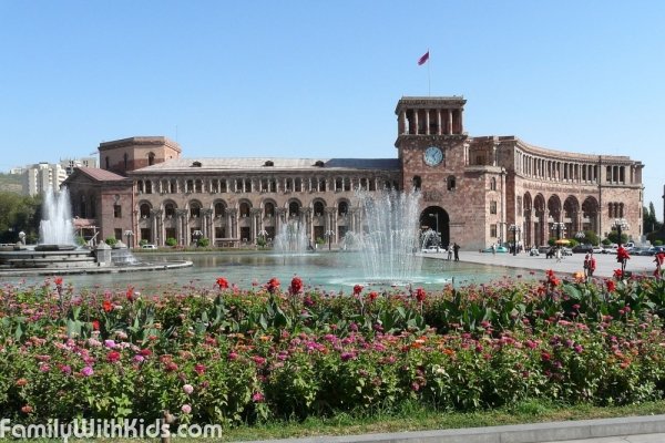 Площадь Республики, Ереван, Армения