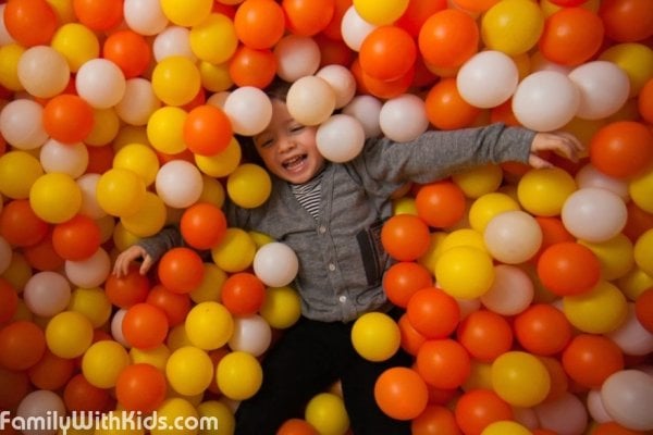 "Кууп", the COOP, площадка для игр и детских праздников в Сан-Франциско, США