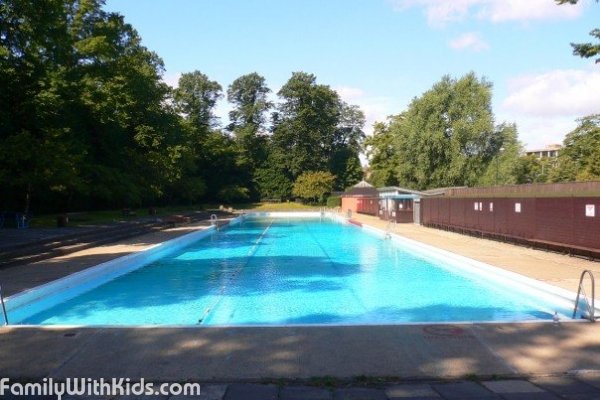 Jesus Green Swimming Pool, открытый бассейн в Кембридже, Великобритания