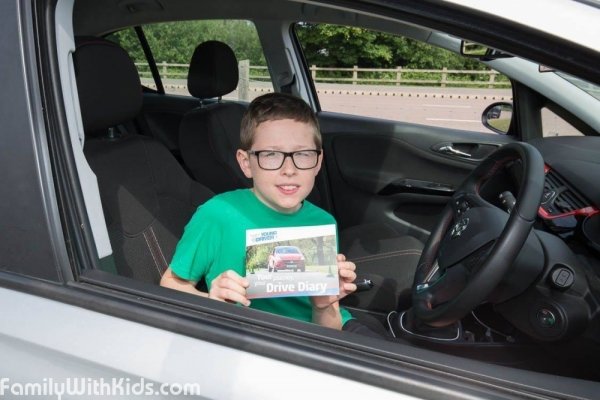 Young Driver, уроки вождения автомобиля для детей в Лондоне, Великобритания