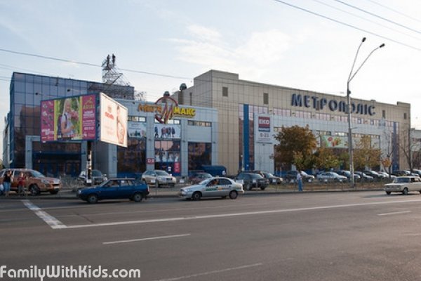 "Линия кино", кинотеатр для всей семьи в ТЦ "Метрополис" в Оболонском районе, Киев