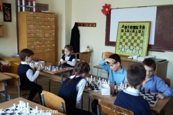 "Ферзь", шахматный клуб, шахматы для детей в Киеве