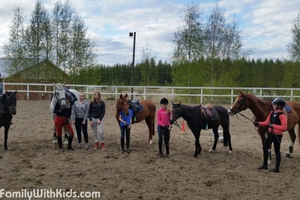 The Siilen Riding Center, Siilin Ratsastuskeskus, equestrian center in Siilinjärvi, Finland