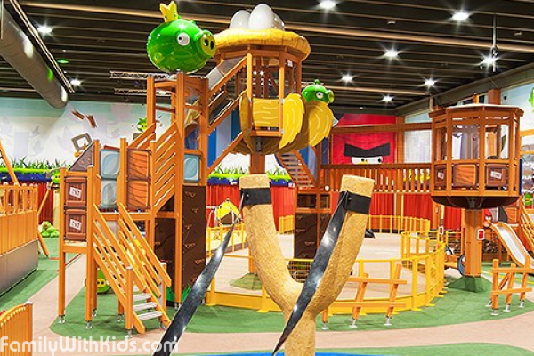 Angry Birds Activity Park, детский парк развлечений в спа-отеле "Холидей Клаб Тропики" в Куусамо, Финляндия