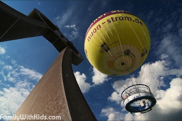 Highflyer Fesselballon, аэростат, подъем на воздушном шаре в Гамбурге, Германия