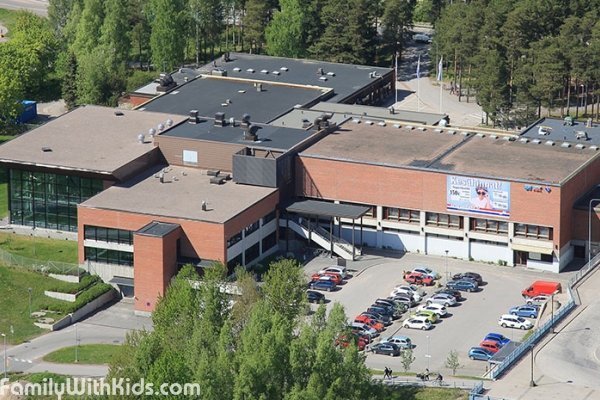 Vuosaaren Urheilutalo, общественный спортивный комплекс и бассейн в Вуосаари, Хельсинки