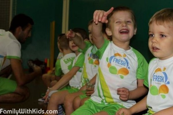 FreshFootball, "ФрэшФутбол", семейный клуб для детей от 3 до 7 лет и родителей в Оболонском районе, Киев
