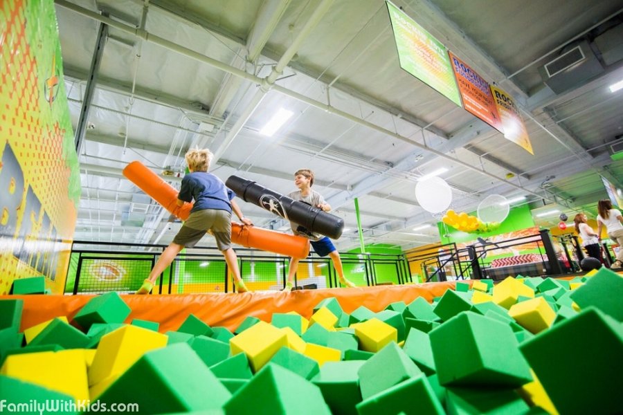 The Jump Orange County Trampoline Park for kids and adults in Santa Ana, California, USA | FamilyWithKids.com