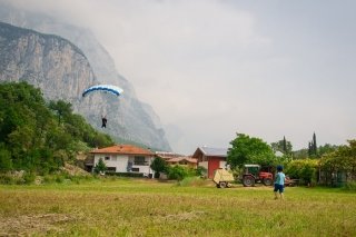 Pictures of lake Garda and the towns of Arco and Garda, active liesure in Northern Italy