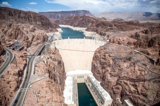 Photo of the Hoover Dam on the bearder of Nevada and Arizona, USA